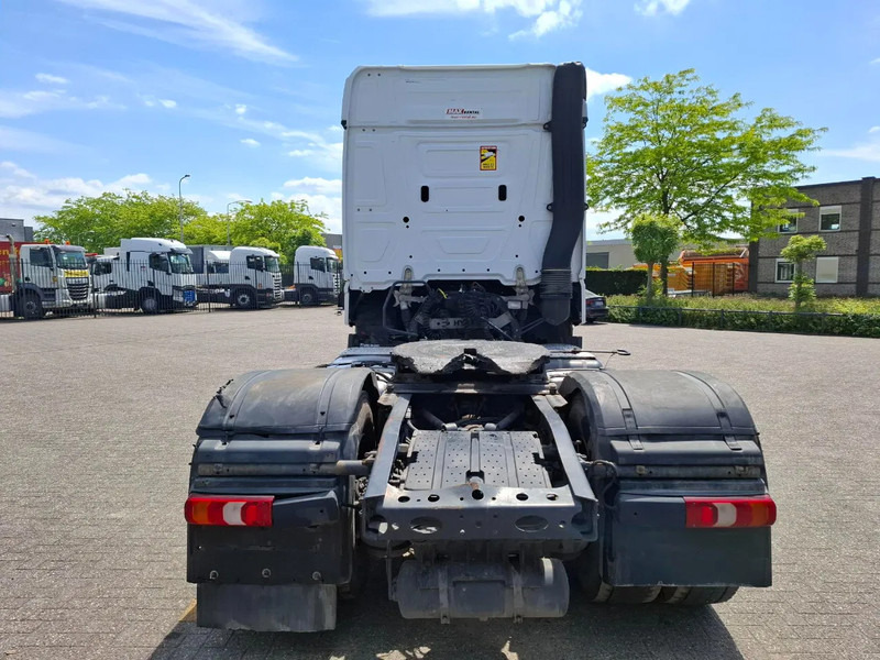 Mercedes-Benz Actros 1945 / HYDRAULICS / LWDS / SMART TACHO / 2XBED / FRIDGE / AUTOMATIC / EURO-6 / 2019 - Trekker: afbeelding 4 Mercedes-Benz Actros 1945 / HYDRAULICS / LWDS / SMART TACHO / 2XBED / FRIDGE / AUTOMATIC / EURO-6 / 2019 - Trekker: afbeelding 4