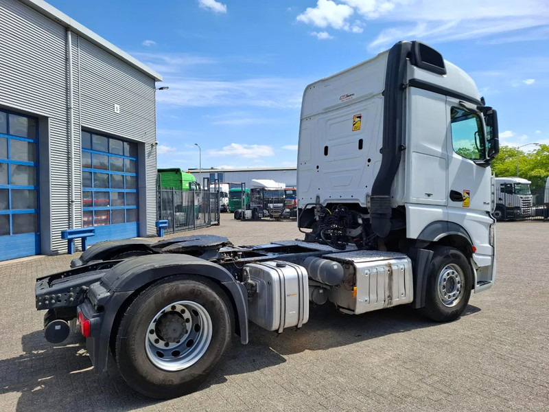 Mercedes-Benz Actros 1945 / HYDRAULICS / LWDS / SMART TACHO / 2XBED / FRIDGE / AUTOMATIC / EURO-6 / 2019 - Trekker: afbeelding 5 Mercedes-Benz Actros 1945 / HYDRAULICS / LWDS / SMART TACHO / 2XBED / FRIDGE / AUTOMATIC / EURO-6 / 2019 - Trekker: afbeelding 5