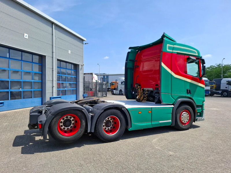 Scania NGS R580 V8 / RETARDER / HYDRAULICS / FULL-AIR / ONLY:644971 KM / LWDS / NAVI / FRIDGE / AUTOMATIC / EURO-6 / 2017 - Trekker: afbeelding 5 Scania NGS R580 V8 / RETARDER / HYDRAULICS / FULL-AIR / ONLY:644971 KM / LWDS / NAVI / FRIDGE / AUTOMATIC / EURO-6 / 2017 - Trekker: afbeelding 5