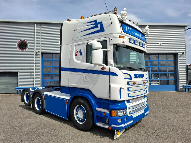Scania R560 V8 / BOOGIE / HYDRAULICS / FULL-AIR / AUTOMATIC / EURO-5 / 2012 - Trekker: afbeelding 2 Scania R560 V8 / BOOGIE / HYDRAULICS / FULL-AIR / AUTOMATIC / EURO-5 / 2012 - Trekker: afbeelding 2