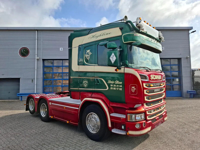 Scania R580 V8 / ONLY:478179KM / HYDRAULICS / LEATHER / AUTOMATIC / EURO-6 / 2016 - Trekker: afbeelding 2 Scania R580 V8 / ONLY:478179KM / HYDRAULICS / LEATHER / AUTOMATIC / EURO-6 / 2016 - Trekker: afbeelding 2