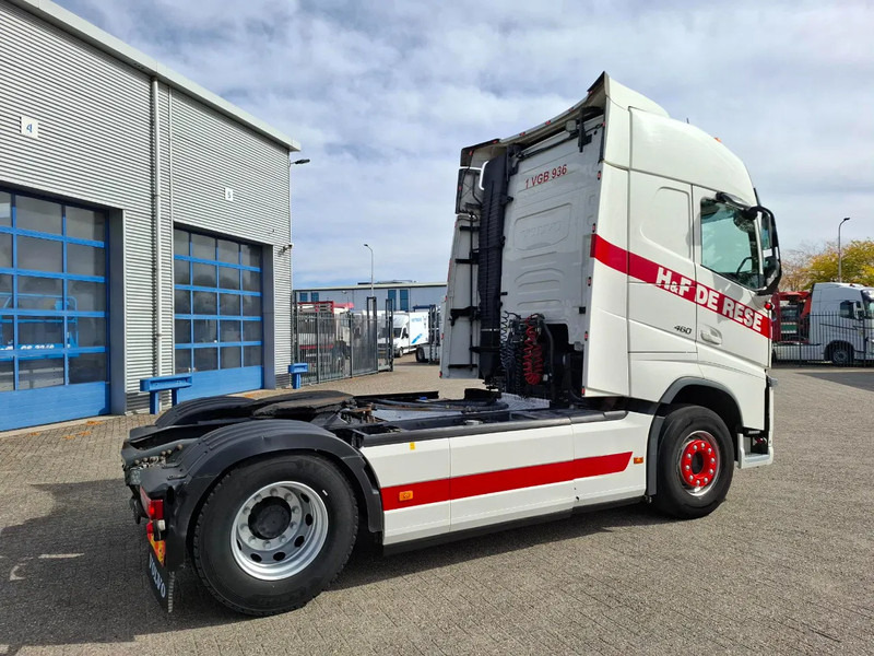 Volvo FH4-460 / VEB+ / HYDRAULICS / TUV:31-10-2025 / GEN2 V2 SMART TACHO / LWDS / SIDESKIRTS / FRIDGE / EURO-6 / 2018 - Trekker: afbeelding 5 Volvo FH4-460 / VEB+ / HYDRAULICS / TUV:31-10-2025 / GEN2 V2 SMART TACHO / LWDS / SIDESKIRTS / FRIDGE / EURO-6 / 2018 - Trekker: afbeelding 5