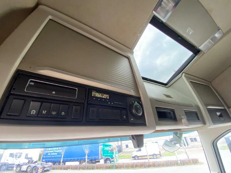Leasing Volvo FH4-500 / VEB+ / HYDRAULICS / LWDS / I-PARCOOL / FRIDGE / AUTOMATIC / EURO-6 / 2018 Volvo FH4-500 / VEB+ / HYDRAULICS / LWDS / I-PARCOOL / FRIDGE / AUTOMATIC / EURO-6 / 2018: afbeelding 19