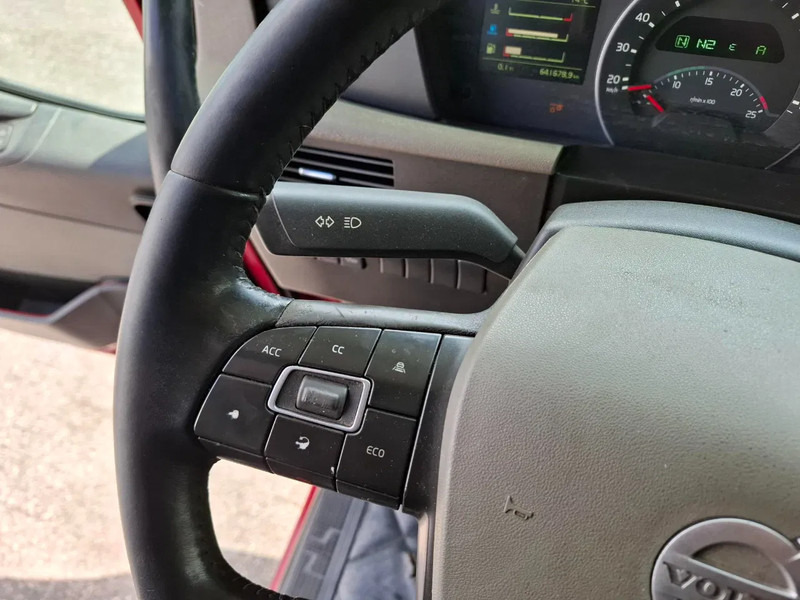 Leasing Volvo FH4-540 / 6X4 / BIG AXLE / HYDRAULICS / VEB+ / DYNAMIC STEERING / NAVI / ACC / LWDS / FULL-AIR / LEATHER / AUTOMATIC / EURO-6 / Volvo FH4-540 / 6X4 / BIG AXLE / HYDRAULICS / VEB+ / DYNAMIC STEERING / NAVI / ACC / LWDS / FULL-AIR / LEATHER / AUTOMATIC / EURO-6 /: afbeelding 18