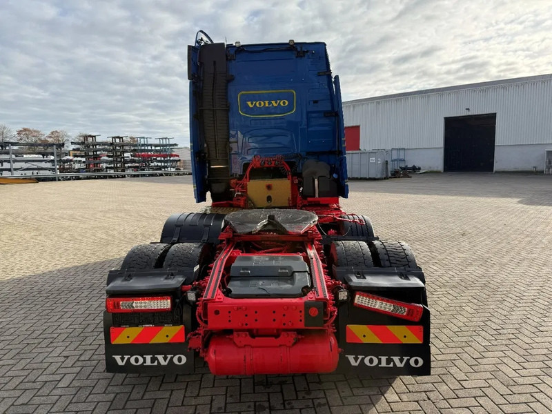 Volvo FH5-460 / ENGINE RUNING / HYDRAULICS / I-SAVE / VEB+ / ONLY:446560 KM / DOUBLE TANK / LWDS / EURO-6 / 2021 - Trekker: afbeelding 4 Volvo FH5-460 / ENGINE RUNING / HYDRAULICS / I-SAVE / VEB+ / ONLY:446560 KM / DOUBLE TANK / LWDS / EURO-6 / 2021 - Trekker: afbeelding 4
