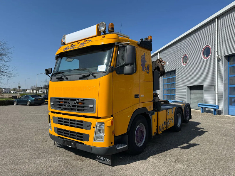 Volvo FH12-420 / CRANE AMCO VEBA V8204S / REMOTE / XENON / AIRCO / ANALOGE TACHO / MANUAL / EURO-3 / 2003 - Kraanwagen: afbeelding 3 Volvo FH12-420 / CRANE AMCO VEBA V8204S / REMOTE / XENON / AIRCO / ANALOGE TACHO / MANUAL / EURO-3 / 2003 - Kraanwagen: afbeelding 3