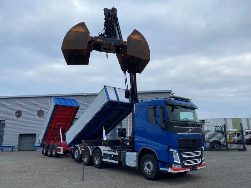 Volvo FH4-500 / HMF 3220K-RC / REMOTE / ROTATOR / 3SIDE TIPPER / DYNAMIC STEERING / ONLY:302623 KM / AUTOMATIC / EURO-6 / 2017 - Kraanwagen: afbeelding 3 Volvo FH4-500 / HMF 3220K-RC / REMOTE / ROTATOR / 3SIDE TIPPER / DYNAMIC STEERING / ONLY:302623 KM / AUTOMATIC / EURO-6 / 2017 - Kraanwagen: afbeelding 3