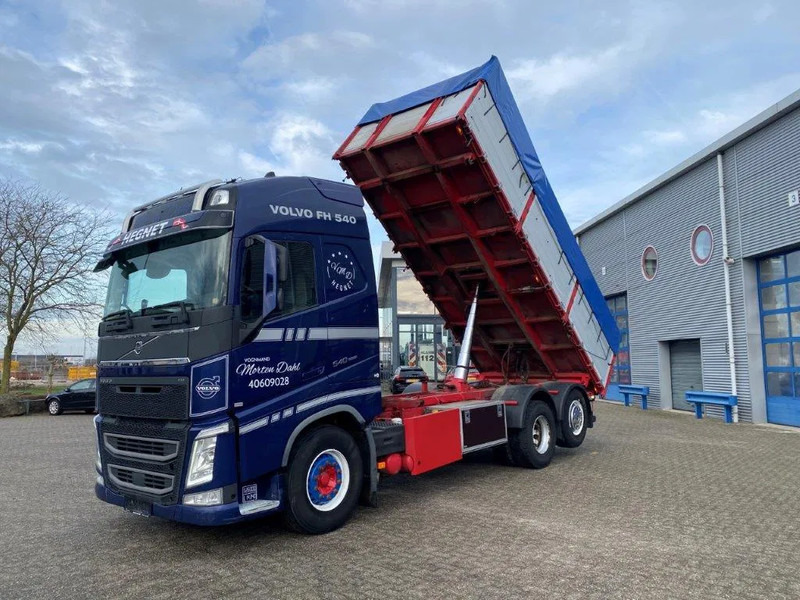 Volvo FH4-540 / VEB+ / ACC / LWDS / 3SIDE TIPPER / DYNAMIC STEERING / LEATHER / FULL-AIR / AUTOMATIC / EURO-6 / 2017 - Kipper vrachtwagen: afbeelding 1 Volvo FH4-540 / VEB+ / ACC / LWDS / 3SIDE TIPPER / DYNAMIC STEERING / LEATHER / FULL-AIR / AUTOMATIC / EURO-6 / 2017 - Kipper vrachtwagen: afbeelding 1