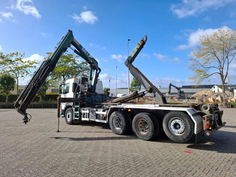 Volvo FM13-400 / 8X4 / AJK HOOK 25TON / CRANE HMF 1560 K3 / ROTATOR / LIFT+LENKACHSE / AIRCO / MANUAL / EURO-4 / 2007 - Kraanwagen: afbeelding 3 Volvo FM13-400 / 8X4 / AJK HOOK 25TON / CRANE HMF 1560 K3 / ROTATOR / LIFT+LENKACHSE / AIRCO / MANUAL / EURO-4 / 2007 - Kraanwagen: afbeelding 3