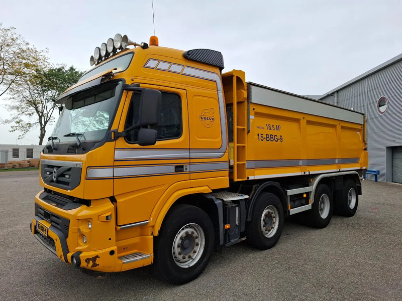 Volvo FM13-420 / 8X4 / BIG AXLE / 18.5M³ / AJK 21040 KG TIPPER / SNIP / 695133 KM / VEB / NL TRUCK / TUV:07-11-2025 / AIRCO / AUTOMATI - Kipper vrachtwagen: afbeelding 2 Volvo FM13-420 / 8X4 / BIG AXLE / 18.5M³ / AJK 21040 KG TIPPER / SNIP / 695133 KM / VEB / NL TRUCK / TUV:07-11-2025 / AIRCO / AUTOMATI - Kipper vrachtwagen: afbeelding 2