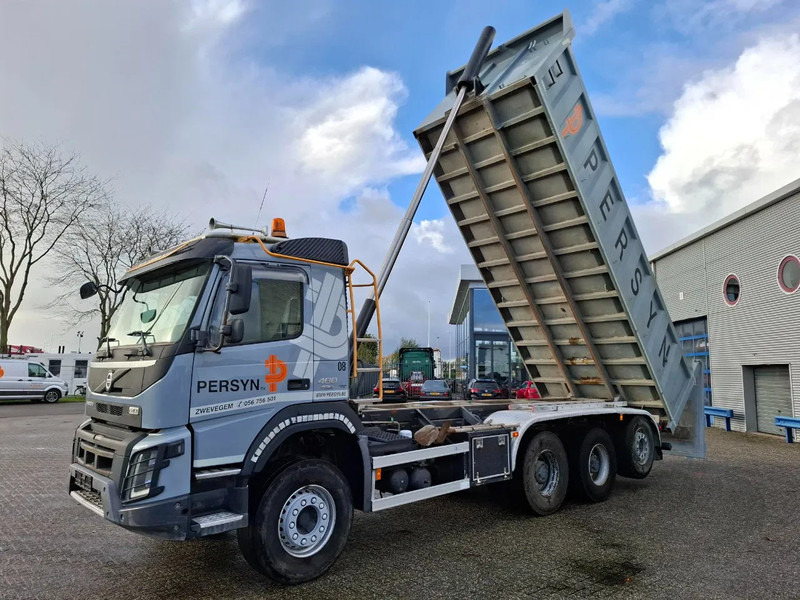 Volvo FMX-460 / 8X4 / BIG AXLE / VEB+ / ONLY:344574 KM / LIFT+LENKACHSE / 21CM³ / AUTOMATIC / EURO-6 / 2015 - Kipper vrachtwagen: afbeelding 3 Volvo FMX-460 / 8X4 / BIG AXLE / VEB+ / ONLY:344574 KM / LIFT+LENKACHSE / 21CM³ / AUTOMATIC / EURO-6 / 2015 - Kipper vrachtwagen: afbeelding 3
