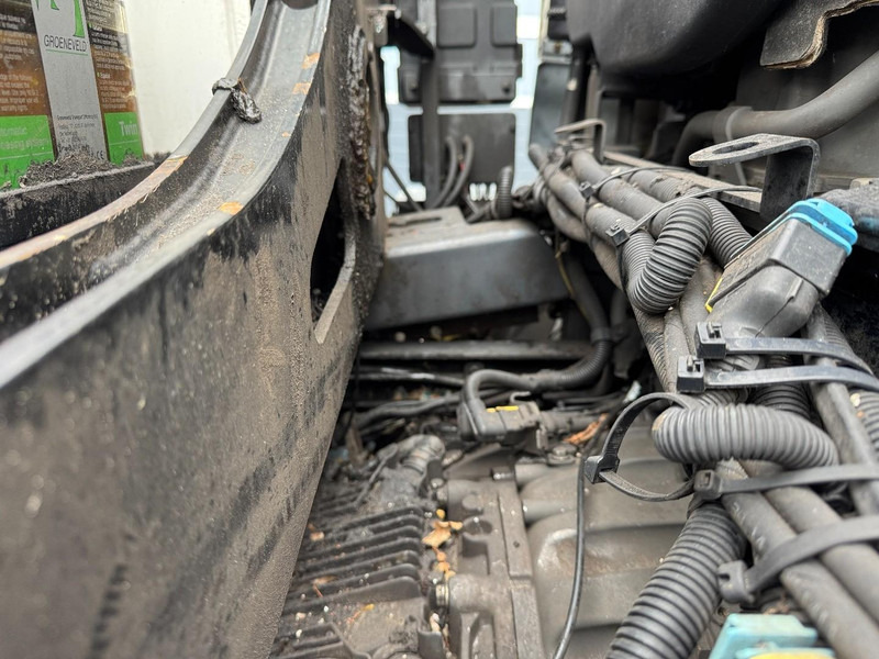 DAF CF410 FAQ HMF 2620, Unfall - Damaged. - Kraanwagen: afbeelding 4 DAF CF410 FAQ HMF 2620, Unfall - Damaged. - Kraanwagen: afbeelding 4