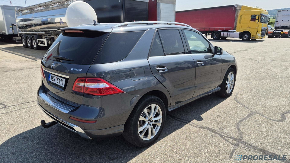 MERCEDES-BENZ ML 350 BLUETEC 4MATIC - Personenwagen: afbeelding 4 MERCEDES-BENZ ML 350 BLUETEC 4MATIC - Personenwagen: afbeelding 4