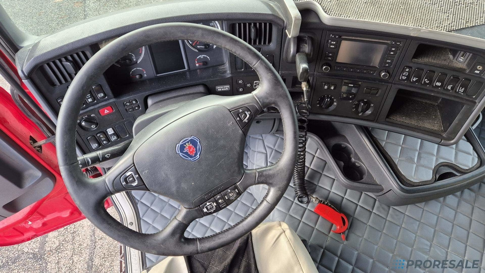 SCANIA R450 N320 HIGH LINE EURO 6 - Trekker: afbeelding 4 SCANIA R450 N320 HIGH LINE EURO 6 - Trekker: afbeelding 4