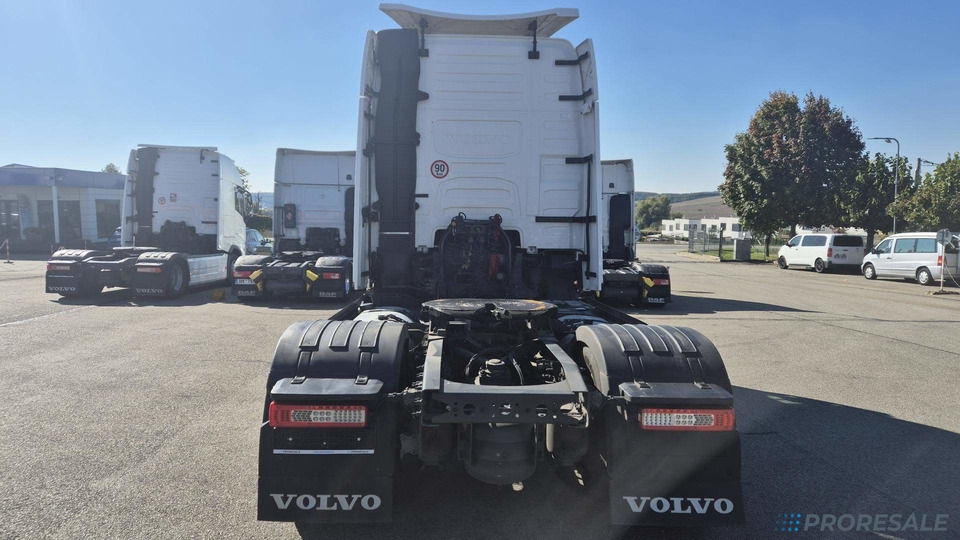 VOLVO FH 460 GLOBE XL EURO 6 TURBOCOMPOUND - Trekker: afbeelding 3 VOLVO FH 460 GLOBE XL EURO 6 TURBOCOMPOUND - Trekker: afbeelding 3