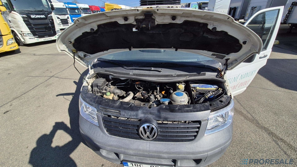 Koelwagen VOLKSWAGEN TRANSPORTER 2.5 TDi - nová mrazírenská vestavba + CARRIER XARIOS 230/12 V - vadný motor: afbeelding 11