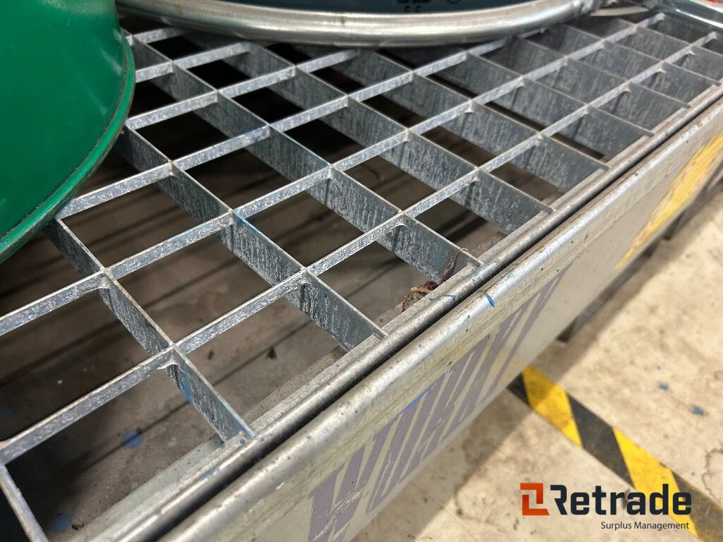 4 stk olje oppsamlere - Werkplaats toebehoor: afbeelding 4 4 stk olje oppsamlere - Werkplaats toebehoor: afbeelding 4