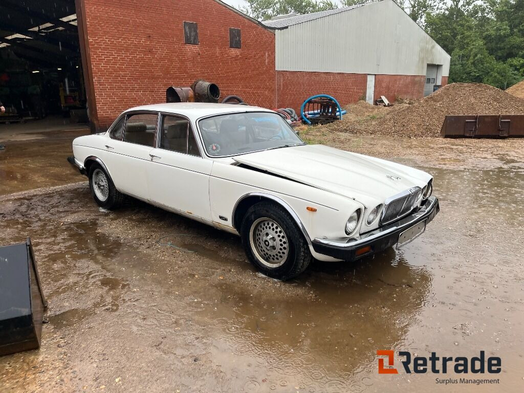 Bil Jaguar XJ 6 4,2 Oldtimer - Personenwagen: afbeelding 3 Bil Jaguar XJ 6 4,2 Oldtimer - Personenwagen: afbeelding 3
