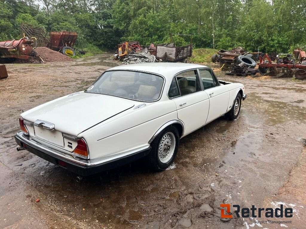 Bil Jaguar XJ 6 4,2 Oldtimer - Personenwagen: afbeelding 5 Bil Jaguar XJ 6 4,2 Oldtimer - Personenwagen: afbeelding 5