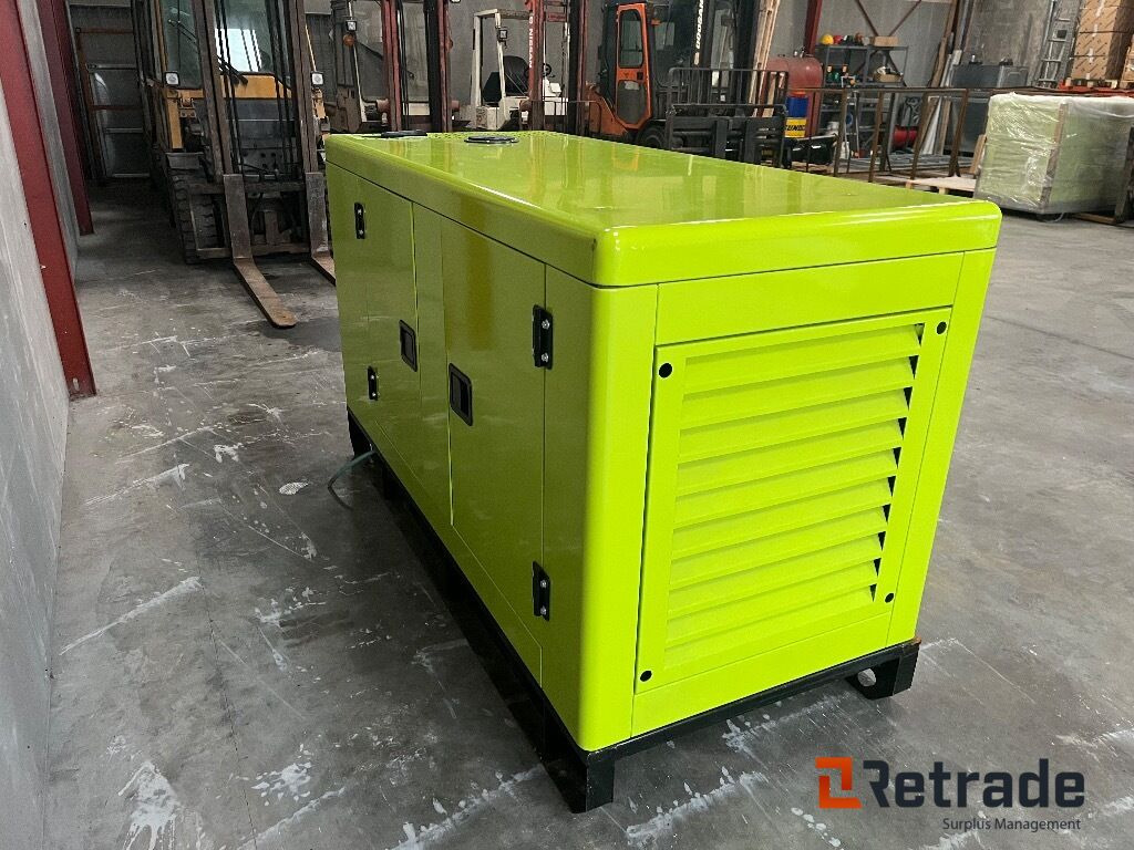 Generator Compal Power VG-R30 Generator - Bouwmachine: afbeelding 5 Generator Compal Power VG-R30 Generator - Bouwmachine: afbeelding 5