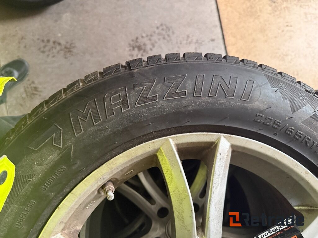 Bouwmaterieel Däck Mazzini Snow Leopard2 225/65 R17: afbeelding 6 Bouwmaterieel Däck Mazzini Snow Leopard2 225/65 R17: afbeelding 6