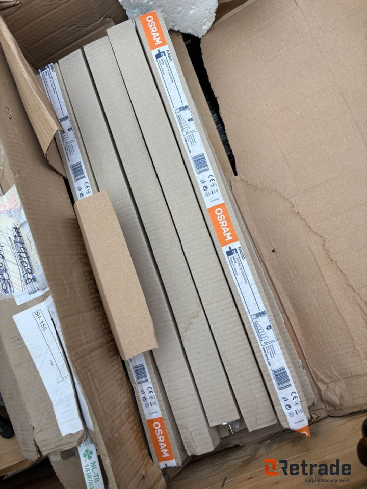 Diverse lystoffrør , 3 paller - Gereedschap/ Toebehoor: afbeelding 5 Diverse lystoffrør , 3 paller - Gereedschap/ Toebehoor: afbeelding 5