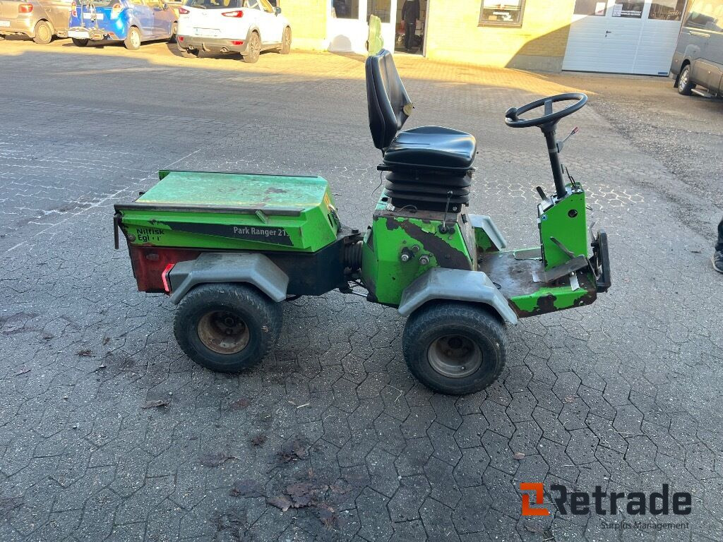 Redskabsbærer EGHOLM 2150 Redskabsbærer - Gemeentelijke machine/ Speciaal: afbeelding 4 Redskabsbærer EGHOLM 2150 Redskabsbærer - Gemeentelijke machine/ Speciaal: afbeelding 4