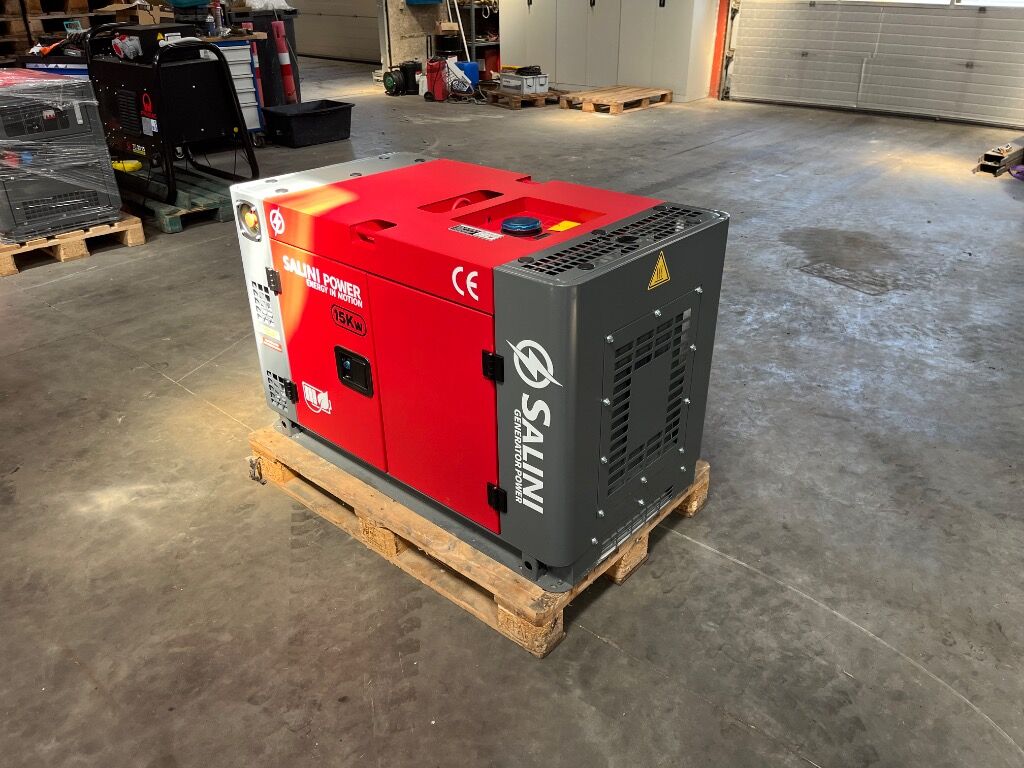 Generator SALINI Power VG R 15 VG R 15 15 KVA Diesel Generator - Industrie generator: afbeelding 2 Generator SALINI Power VG R 15 VG R 15 15 KVA Diesel Generator - Industrie generator: afbeelding 2