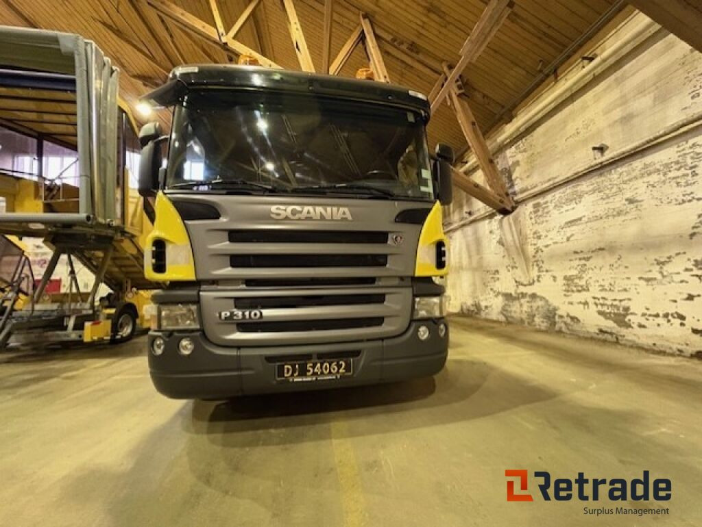 Glykol suger - Scania P310 med Bucher STKF 9500 på bygg! - Vuilniswagen: afbeelding 2 Glykol suger - Scania P310 med Bucher STKF 9500 på bygg! - Vuilniswagen: afbeelding 2