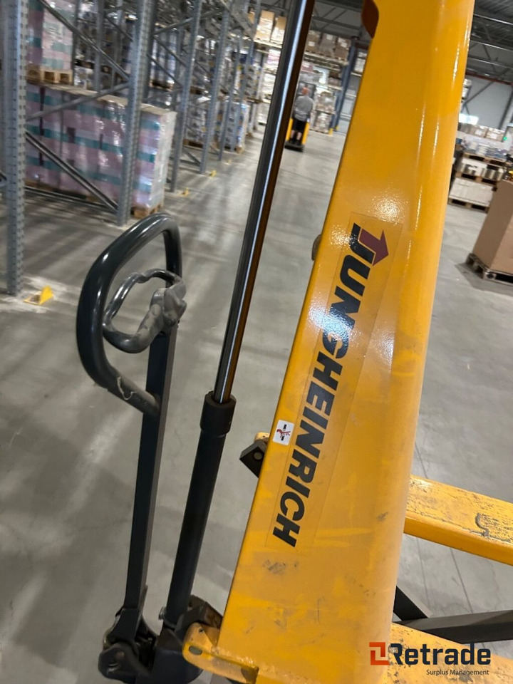 Jekke tralle fra Jungheinrich AX 10 - Palletwagen: afbeelding 3 Jekke tralle fra Jungheinrich AX 10 - Palletwagen: afbeelding 3