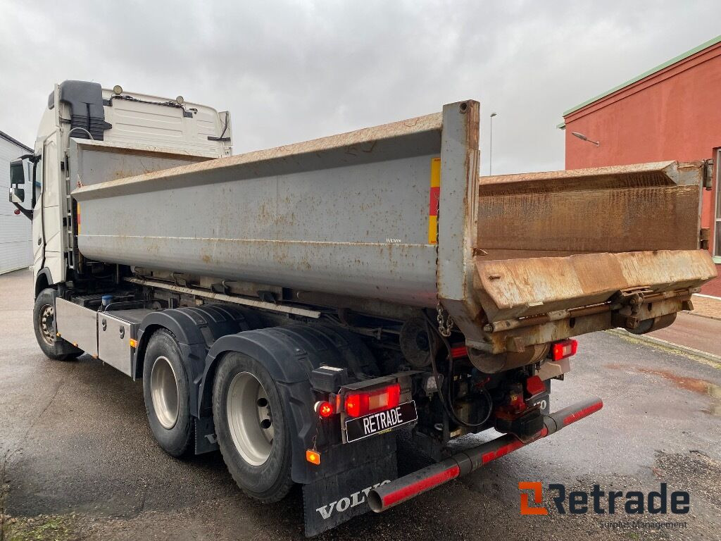 Lastväxlare med flak Volvo FH460 6x2 - Haakarmsysteem vrachtwagen: afbeelding 5 Lastväxlare med flak Volvo FH460 6x2 - Haakarmsysteem vrachtwagen: afbeelding 5