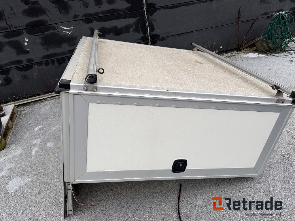 Skåp till Toyota Hilux - Carrosserie en exterieur voor Pick-up: afbeelding 2 Skåp till Toyota Hilux - Carrosserie en exterieur voor Pick-up: afbeelding 2