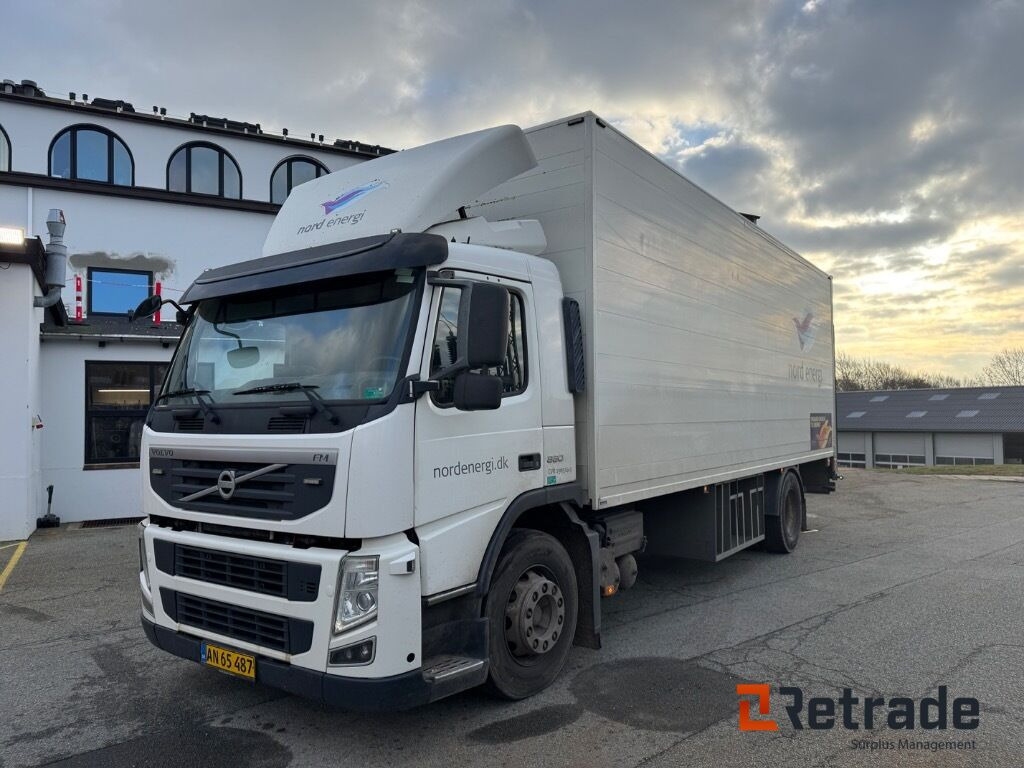 VOLVO FM 330 4X2 - Bakwagen: afbeelding 1 VOLVO FM 330 4X2 - Bakwagen: afbeelding 1