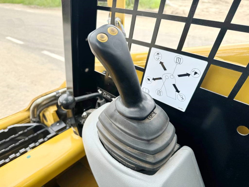 Schranklader Cat 216B3 - New / Unused / Extra Hydraulic: afbeelding 9