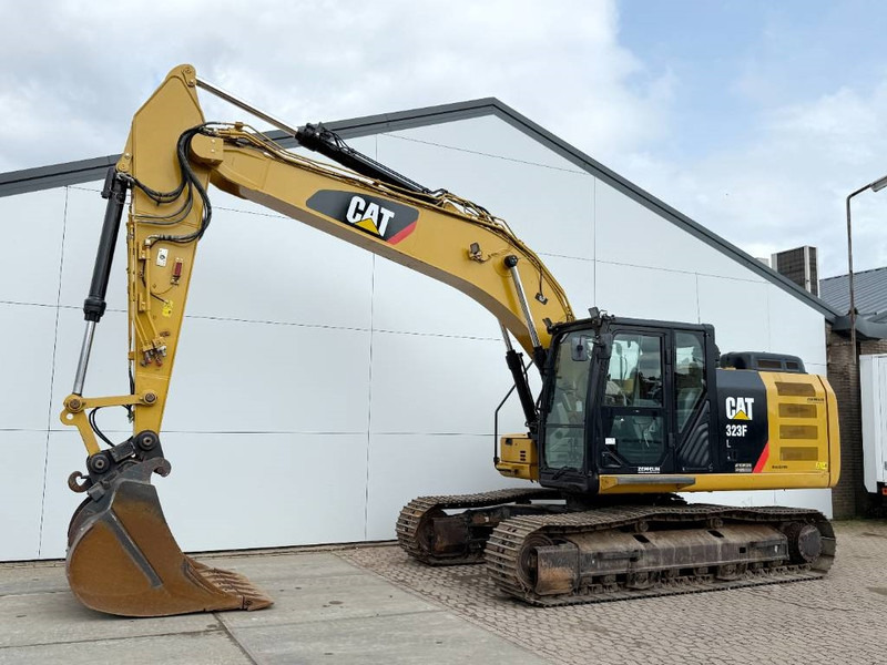 Cat 323FL - German Machine / Rear + Side Camera - Rupsgraafmachine: afbeelding 2 Cat 323FL - German Machine / Rear + Side Camera - Rupsgraafmachine: afbeelding 2