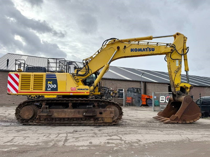 Komatsu PC700LC-8EO - Adjustable UC / Hydraulic Stairs - Rupsgraafmachine: afbeelding 5 Komatsu PC700LC-8EO - Adjustable UC / Hydraulic Stairs - Rupsgraafmachine: afbeelding 5