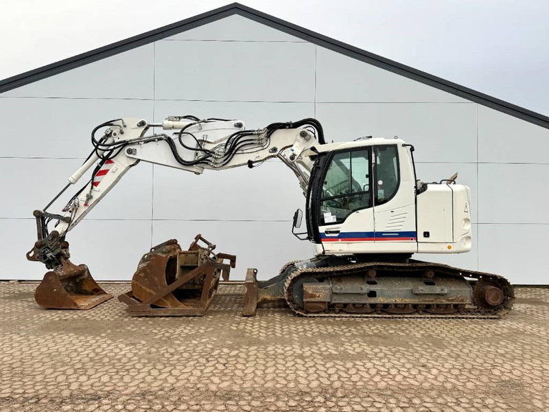 Liebherr R914 Compact - Triple Boom + Extra Attachments - Rupsgraafmachine: afbeelding 2 Liebherr R914 Compact - Triple Boom + Extra Attachments - Rupsgraafmachine: afbeelding 2
