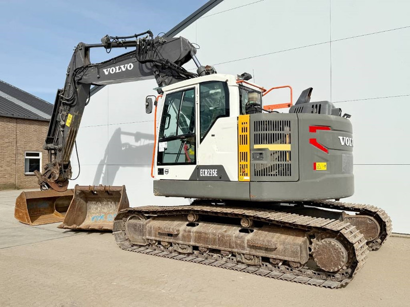 Volvo ECR235EL - Triple Boom / 2 Buckets Included - Rupsgraafmachine: afbeelding 3 Volvo ECR235EL - Triple Boom / 2 Buckets Included - Rupsgraafmachine: afbeelding 3