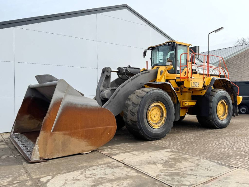 Volvo L350H - Dutch Machine / CDC Steering - Wiellader: afbeelding 2 Volvo L350H - Dutch Machine / CDC Steering - Wiellader: afbeelding 2