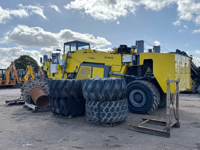 Wirtgen WR2500SK - Dutch Machine / Extra Miller and Tires - Asfaltmachine: afbeelding 3 Wirtgen WR2500SK - Dutch Machine / Extra Miller and Tires - Asfaltmachine: afbeelding 3