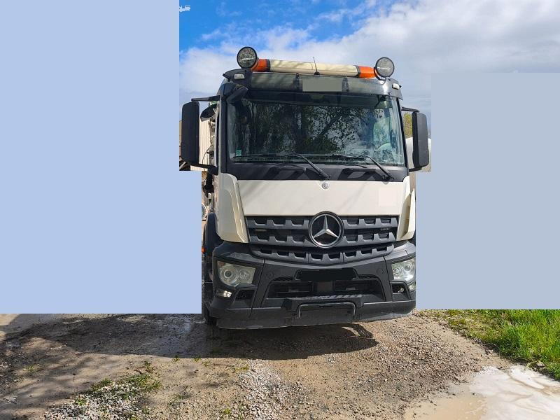Mercedes Actros 3243 - Mixerpomp: afbeelding 1 Mercedes Actros 3243 - Mixerpomp: afbeelding 1