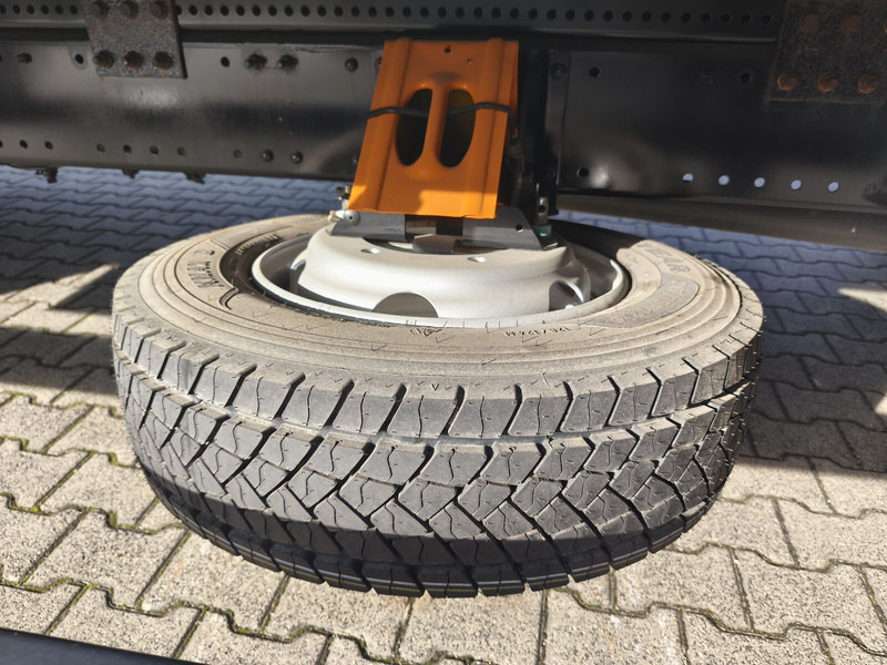 Bakwagen MAN TGL 8.190 Koffer gFH AHK LBW Euro 6 4x2 (11) TÜV NEU: afbeelding 15 Bakwagen MAN TGL 8.190 Koffer gFH AHK LBW Euro 6 4x2 (11) TÜV NEU: afbeelding 15