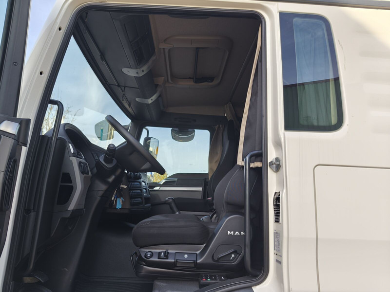 Bakwagen MAN TGL 8.190 Koffer gFH AHK LBW Euro 6 4x2 (11) TÜV NEU: afbeelding 18 Bakwagen MAN TGL 8.190 Koffer gFH AHK LBW Euro 6 4x2 (11) TÜV NEU: afbeelding 18