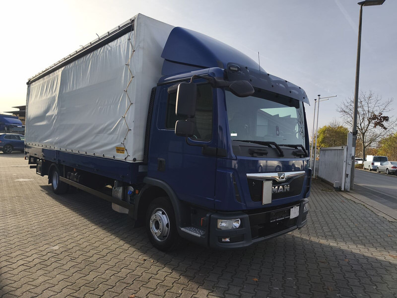 MAN TGL 8.220 4x2 Euro 6 LBW AHK (19) - Schuifzeilen vrachtwagen: afbeelding 2 MAN TGL 8.220 4x2 Euro 6 LBW AHK (19) - Schuifzeilen vrachtwagen: afbeelding 2