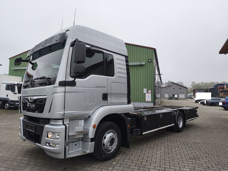 MAN TGM 12.290 BDF Euro 6 4x2 AHK (36) - Chassis vrachtwagen: afbeelding 1 MAN TGM 12.290 BDF Euro 6 4x2 AHK (36) - Chassis vrachtwagen: afbeelding 1