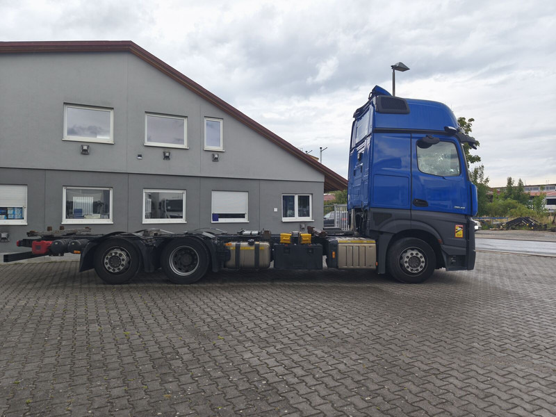 Mercedes-Benz Actros 2545 BDF - Containertransporter/ Wissellaadbak vrachtwagen: afbeelding 4 Mercedes-Benz Actros 2545 BDF - Containertransporter/ Wissellaadbak vrachtwagen: afbeelding 4