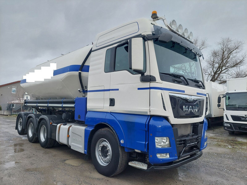 MAN TGX 35.440 Silo Euro 6 8x4 Lift+Lenk Klima (5) - Vrachtwagen: afbeelding 2 MAN TGX 35.440 Silo Euro 6 8x4 Lift+Lenk Klima (5) - Vrachtwagen: afbeelding 2