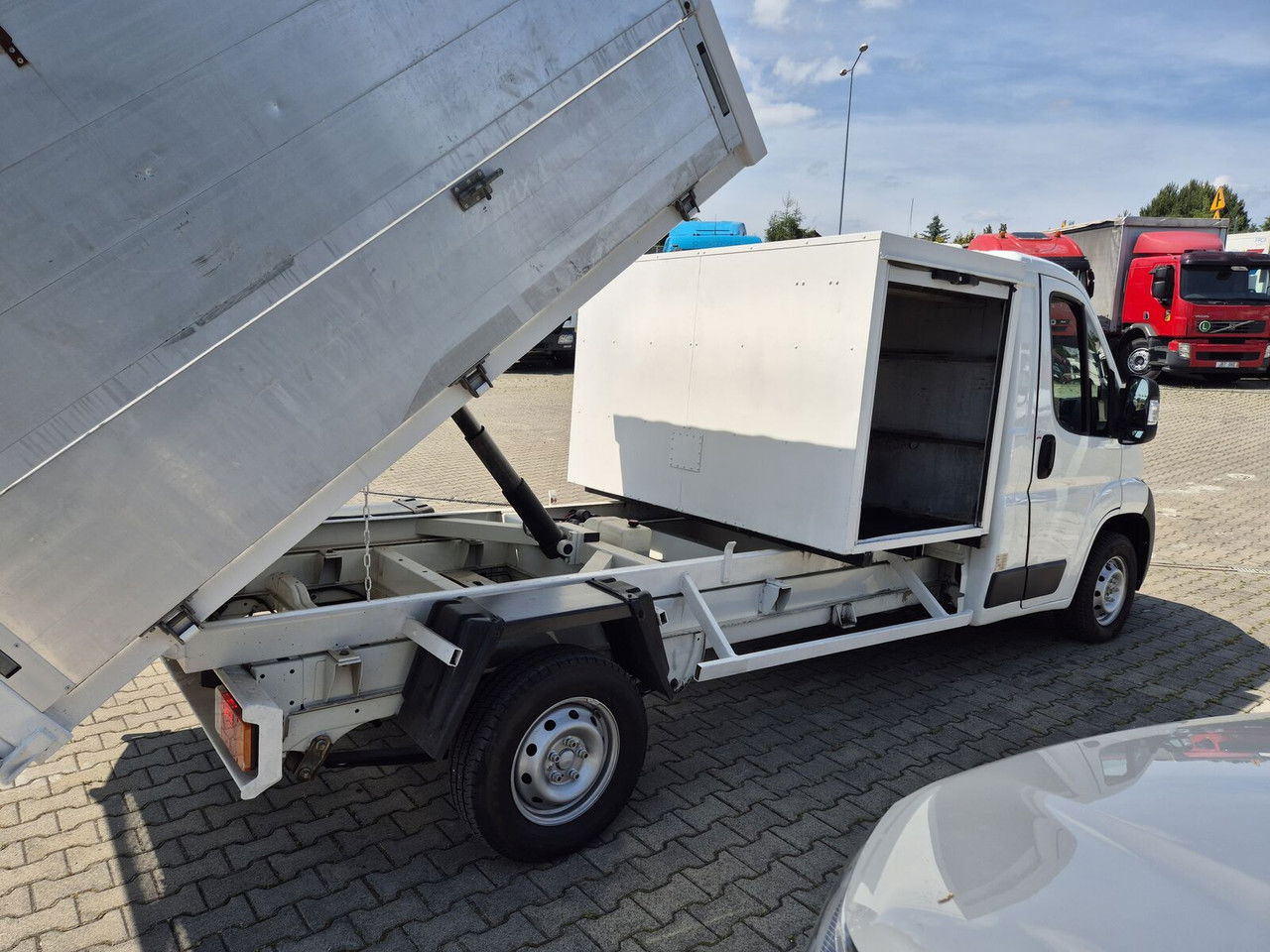 Kipper bestelwagen Fiat Ducato Tipper / FOR Leaves OR Waste / 1 Owner / Euro 4 / Speci: afbeelding 10