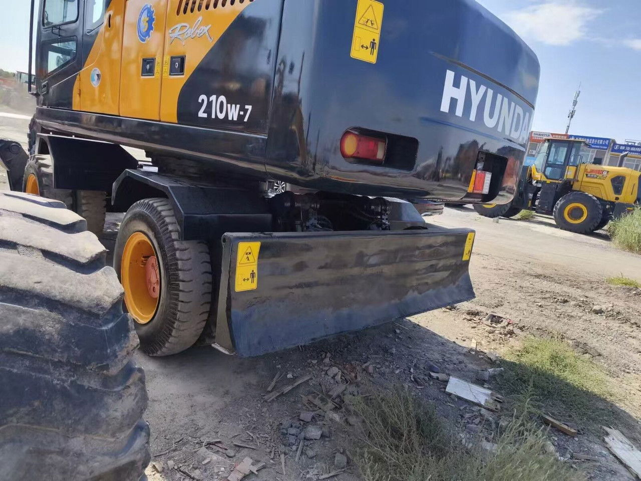 Hyundai R210-7 - Mobiele graafmachine: afbeelding 5 Hyundai R210-7 - Mobiele graafmachine: afbeelding 5