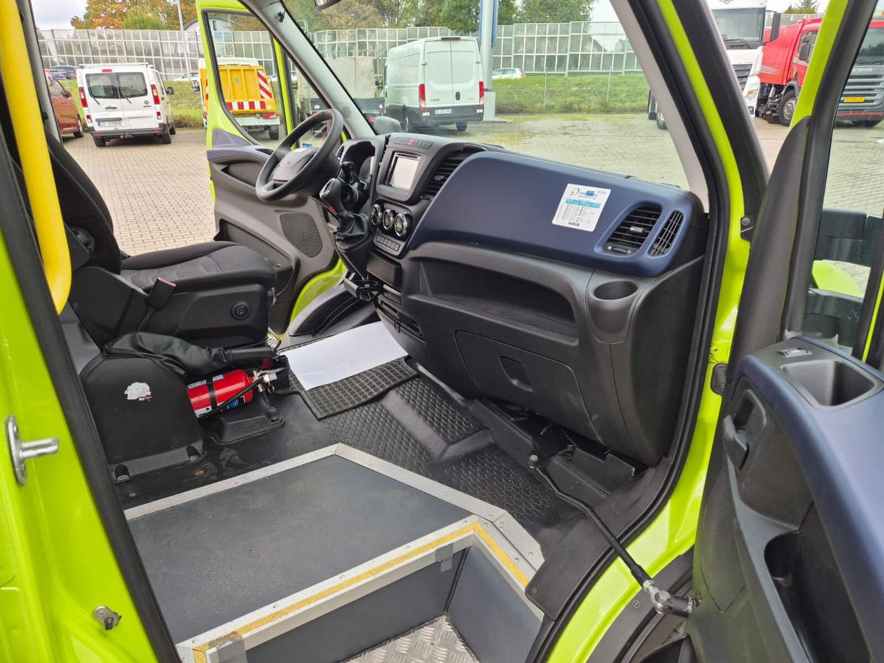 Minibus, Personenvervoer IVECO Daily 35S12 Hi-Matic / 10 Seats: afbeelding 22 Minibus, Personenvervoer IVECO Daily 35S12 Hi-Matic / 10 Seats: afbeelding 22